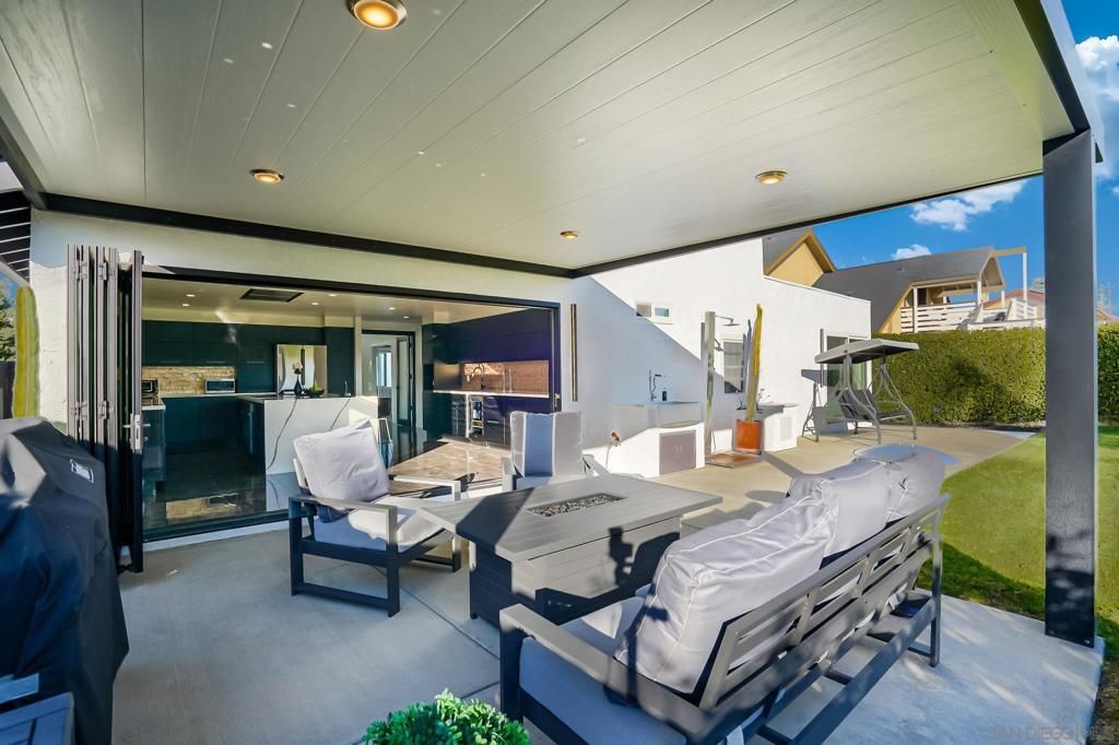 Image 13 of property listing at 1517 Shields Ave, Encinitas, CA 92024