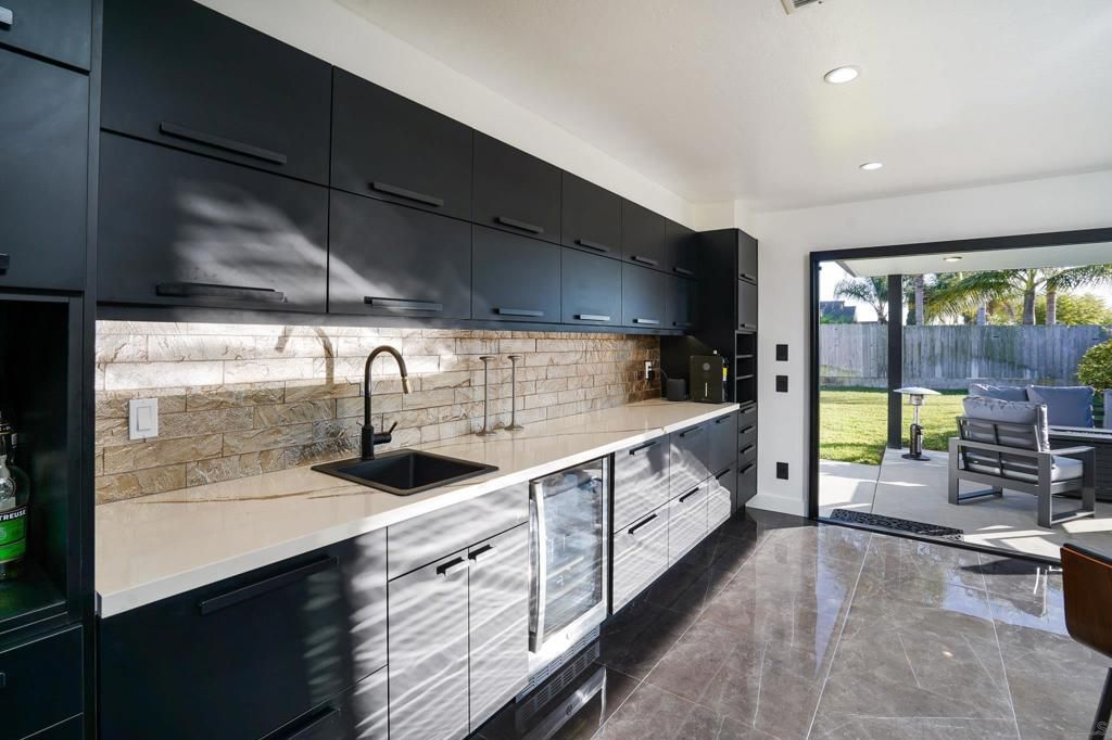 Image 8 of property listing at 1517 Shields Ave, Encinitas, CA 92024