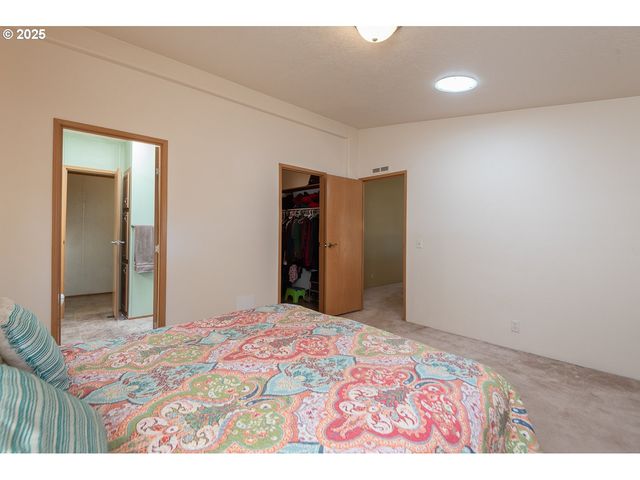 60451 UMATILLA Cir, Bend, OR 97702