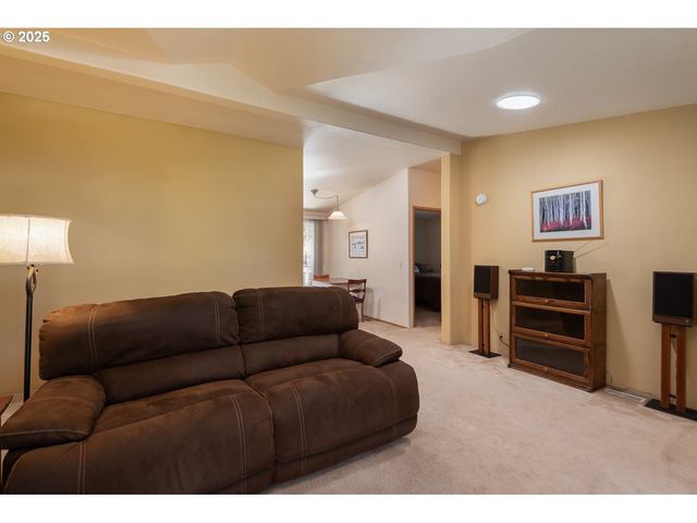 60451 UMATILLA Cir, Bend, OR 97702