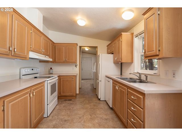 60451 UMATILLA Cir, Bend, OR 97702