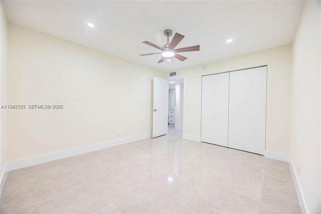 211 E Durham E 211, Deerfield Beach, FL 33442