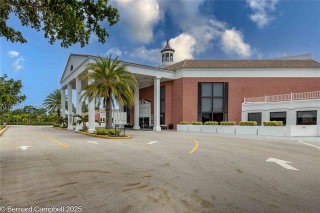 211 E Durham E 211, Deerfield Beach, FL 33442