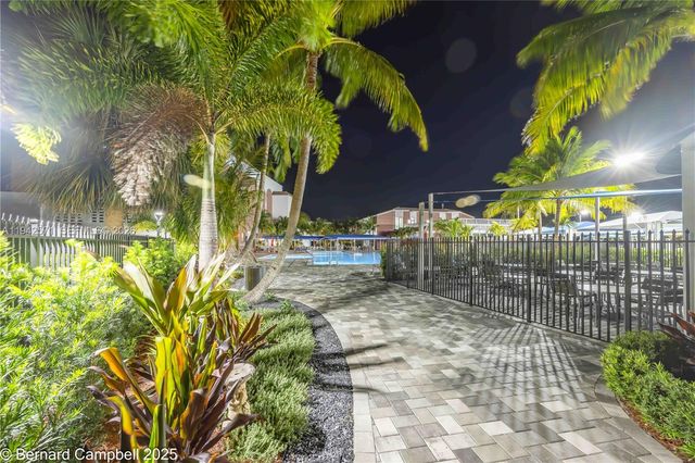 211 E Durham E 211, Deerfield Beach, FL 33442