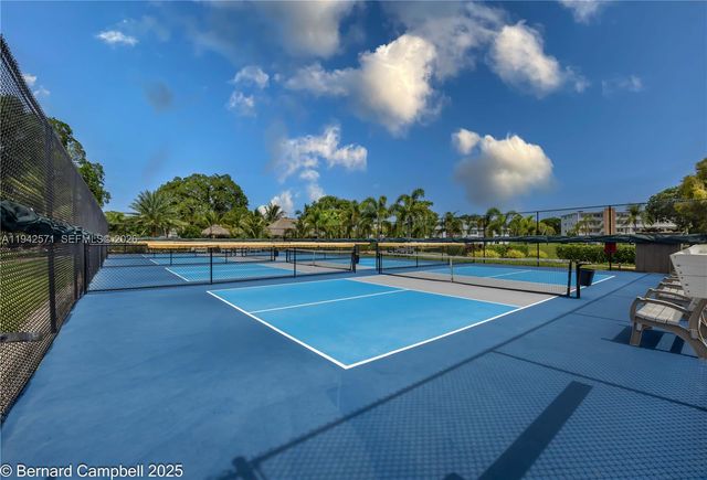 211 E Durham E 211, Deerfield Beach, FL 33442