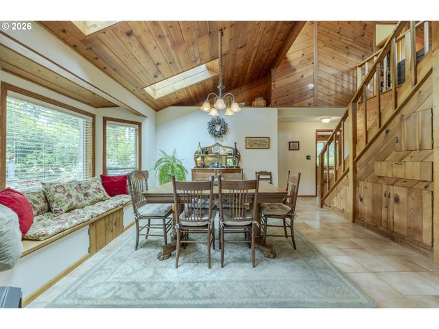 88313 MILLICAN Rd, Springfield, OR 97478