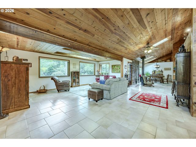 88313 MILLICAN Rd, Springfield, OR 97478
