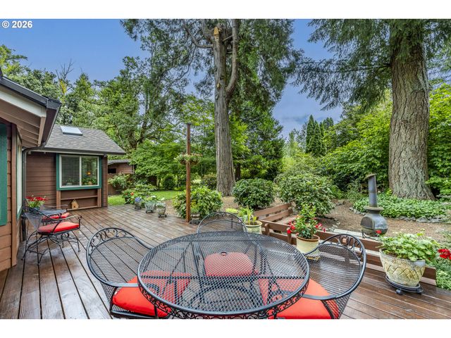 88313 MILLICAN Rd, Springfield, OR 97478