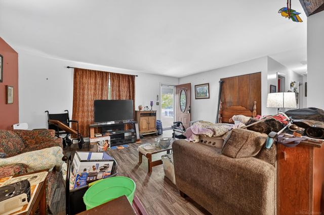 859 Edison Road, Zilwaukee, MI 48604