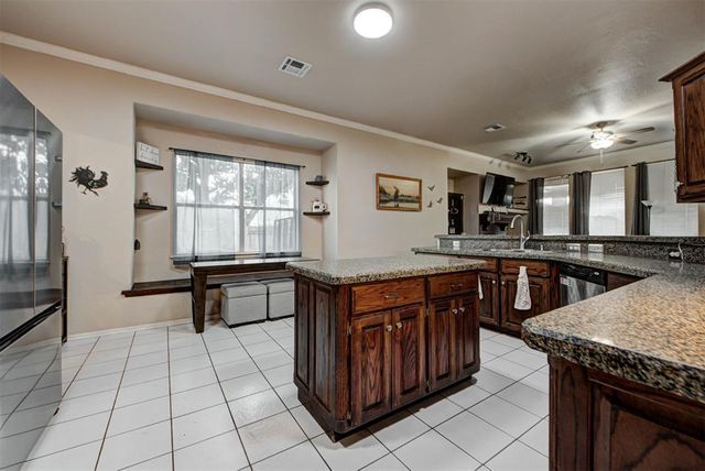 15600 Sandstone Terrace, Oklahoma City, OK 73170