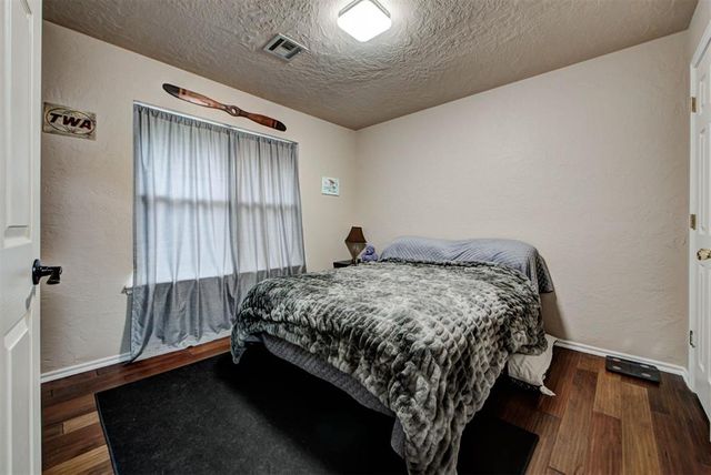 15600 Sandstone Terrace, Oklahoma City, OK 73170