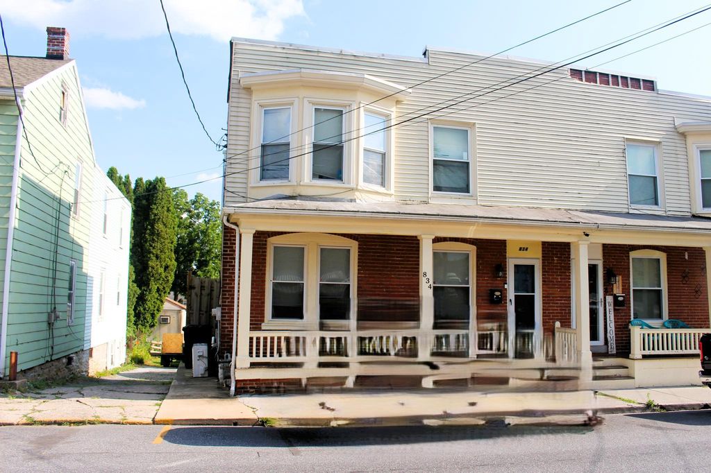 834 LOCUST ST, Lebanon, PA 17042