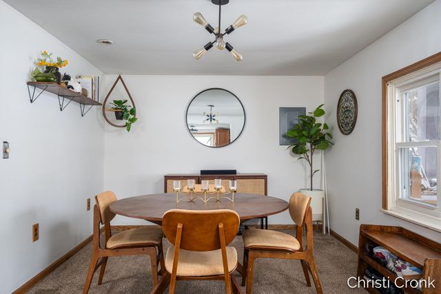 3779 Willow Drive NE, Grand Rapids, MI 49525