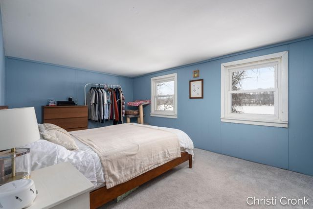 3779 Willow Drive NE, Grand Rapids, MI 49525