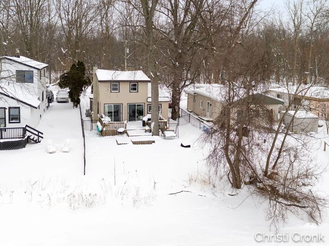 3779 Willow Drive NE, Grand Rapids, MI 49525