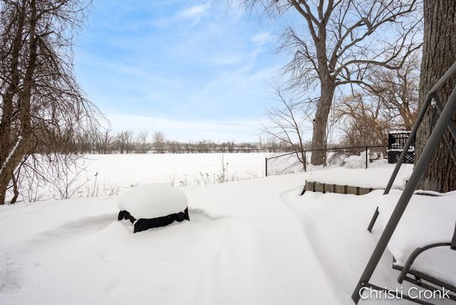 3779 Willow Drive NE, Grand Rapids, MI 49525