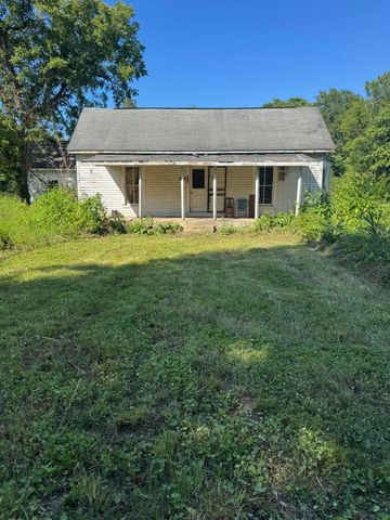 155 Gray Street, Graysville, TN 37338