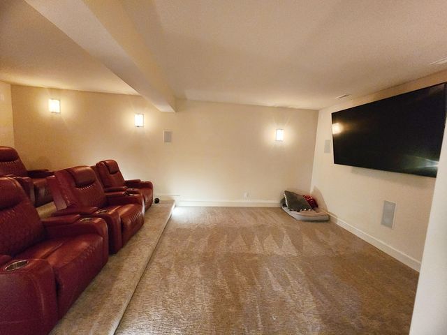 885 N 100 W, Valparaiso, IN 46385