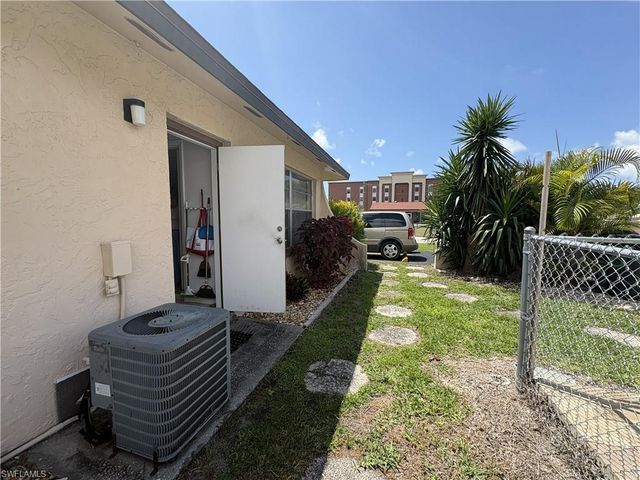 619 SE 47th ST 5, Cape Coral, FL 33904