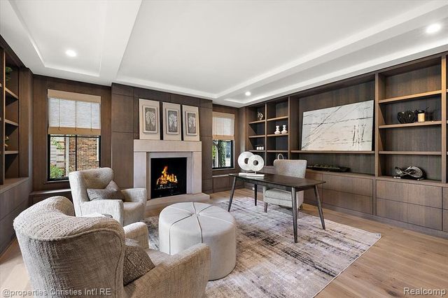 956 Westwood Drive, Birmingham, MI 48009