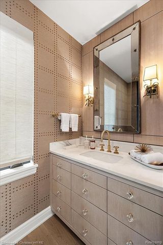 956 Westwood Drive, Birmingham, MI 48009