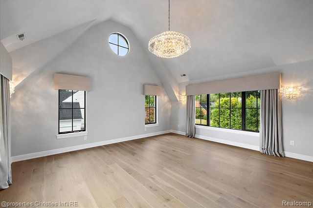 956 Westwood Drive, Birmingham, MI 48009