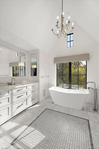 956 Westwood Drive, Birmingham, MI 48009