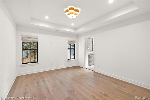 956 Westwood Drive, Birmingham, MI 48009