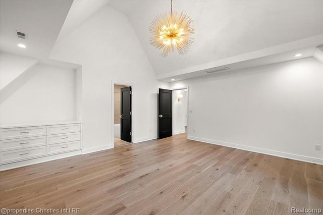 956 Westwood Drive, Birmingham, MI 48009