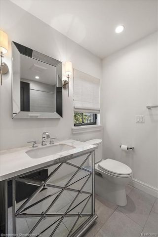 956 Westwood Drive, Birmingham, MI 48009