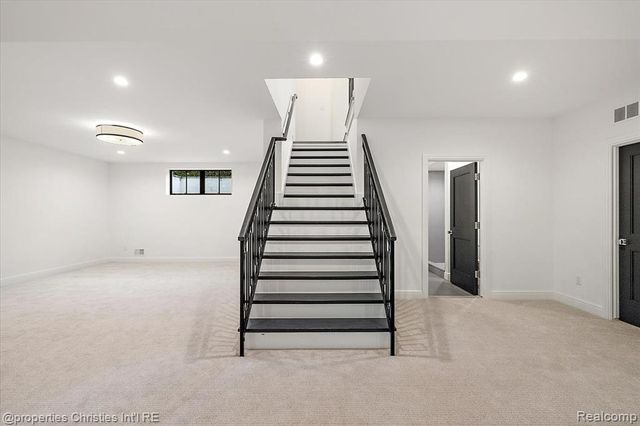 956 Westwood Drive, Birmingham, MI 48009