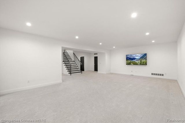 956 Westwood Drive, Birmingham, MI 48009