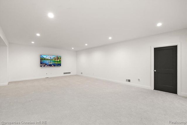 956 Westwood Drive, Birmingham, MI 48009