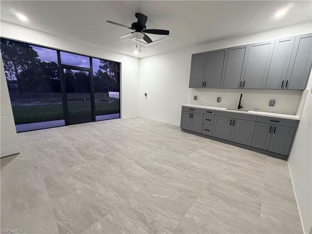3803 41st AVE NE, Naples, FL 34120