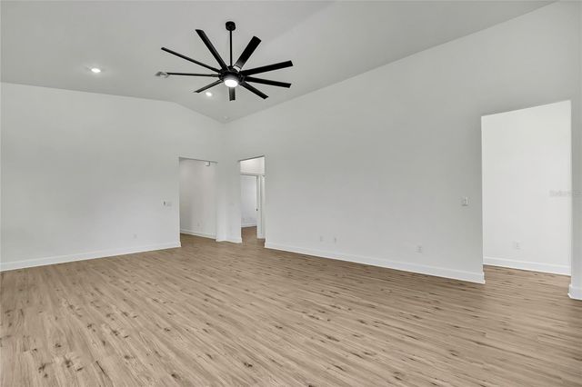 13136 MEADOW SWALLOW AVENUE, Brooksville, FL 34613