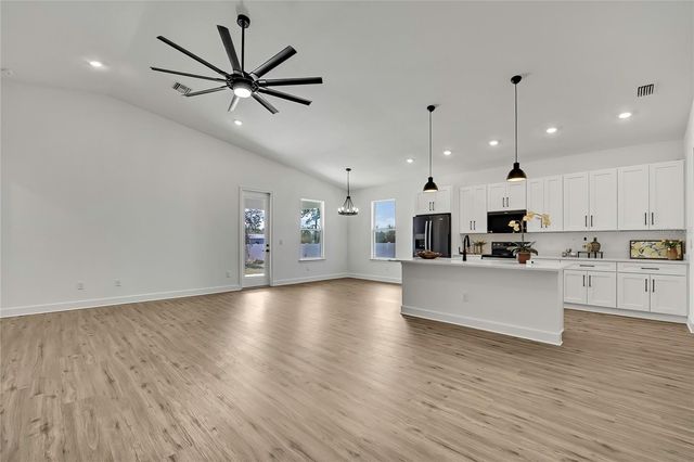 13136 MEADOW SWALLOW AVENUE, Brooksville, FL 34613