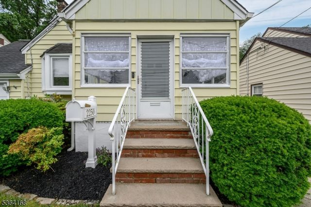 2250 Balmoral Ave, Union Twp., NJ 07083