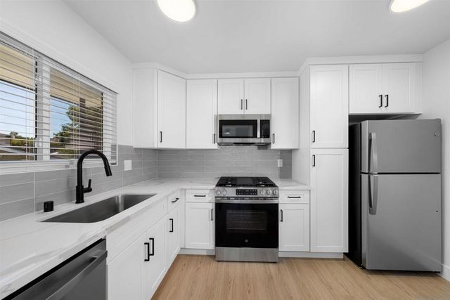 1644 Grove Street, San Diego, CA 92102