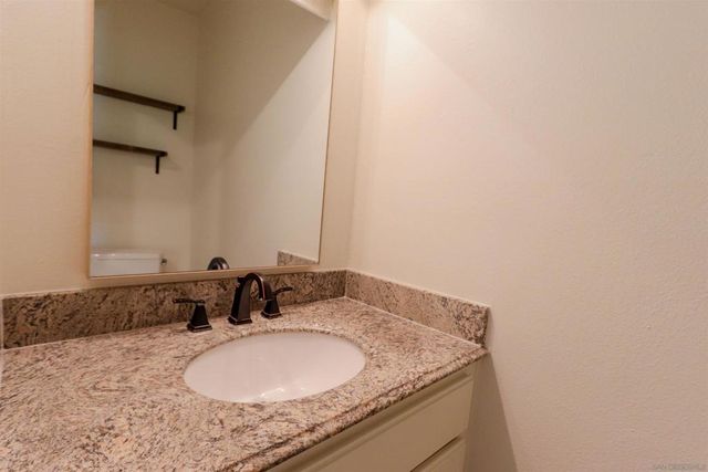 23391 La Crescenta Unit B, Mission Viejo, CA 92691