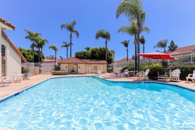 23391 La Crescenta Unit B, Mission Viejo, CA 92691
