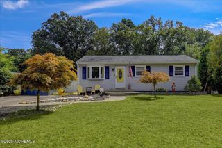 3 Park Crest Drive, Jackson, NJ 08527