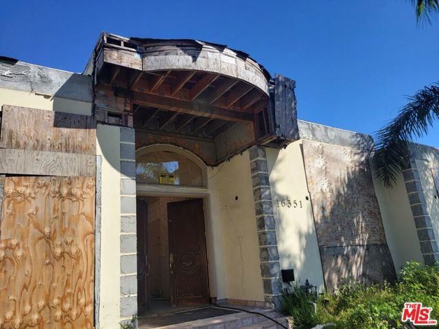 16351 Sloan Drive, Los Angeles, CA 90049
