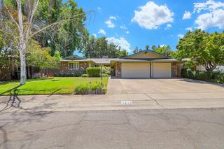 1213 Gary Way, Carmichael, CA 95608