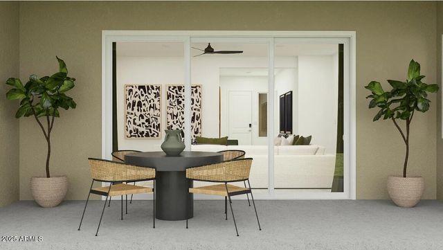 33504 N DILL Avenue, San Tan Valley, AZ 85143