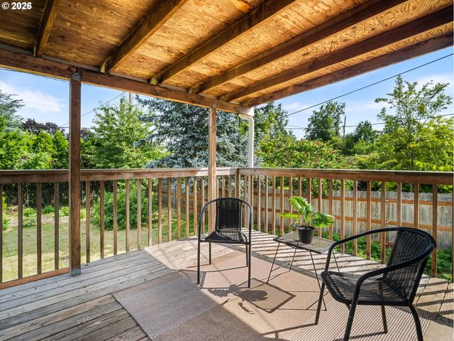 108 MAPLE Blvd, Wood Village, OR 97060