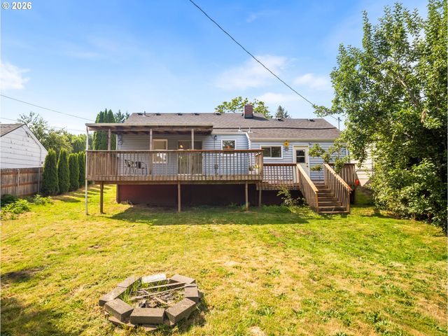 108 MAPLE Blvd, Wood Village, OR 97060