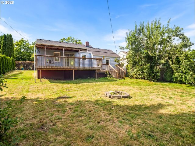 108 MAPLE Blvd, Wood Village, OR 97060
