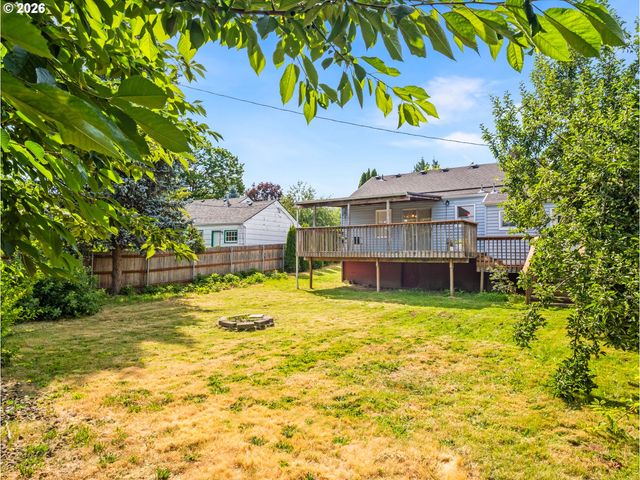 108 MAPLE Blvd, Wood Village, OR 97060