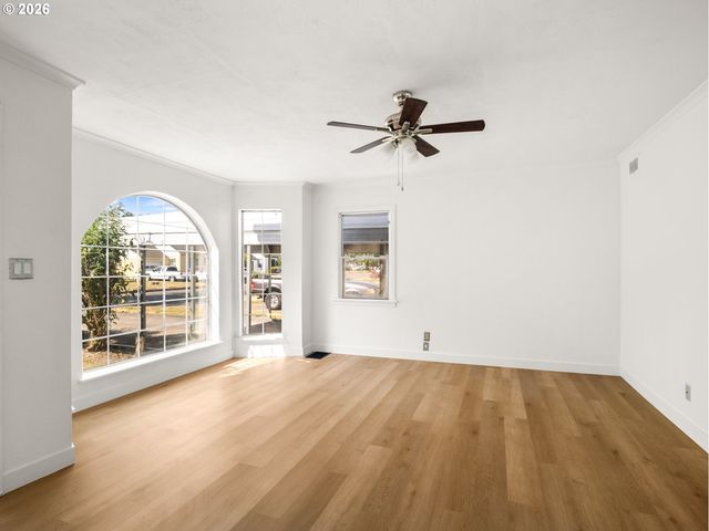 108 MAPLE Blvd, Wood Village, OR 97060