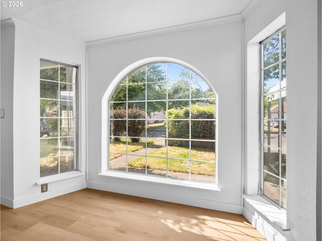 108 MAPLE Blvd, Wood Village, OR 97060